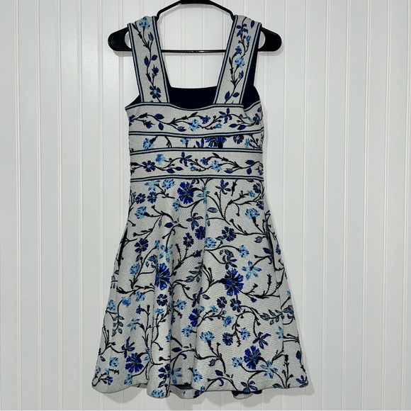 Maeve Anthropologie Shannon white and blue floral skater mini dress - Picture 5 of 8